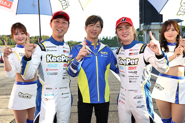 ポールポジションを獲得したKeePer CERUMO GR Supra 38号車（石浦宏明／大湯都史樹）