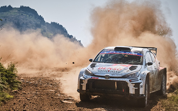 First Acropolis adventure for Yamamoto and Kogure